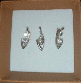 Sady šperků v dárkové krabičce - 3