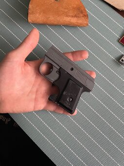 Startovací pistole - 3