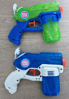 2 pistolky na vodu Playtive - 3