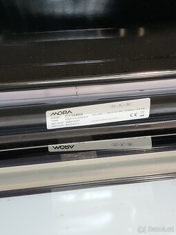 Sklokeramický sporák Mora C110BW - 3