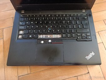 Prodám notebook Lenovo ThinkPad T470 – na díly nebo k opravě - 3