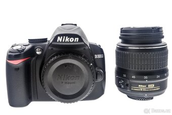 Zrcadlovka Nikon D3000 + 18-55mm - 3