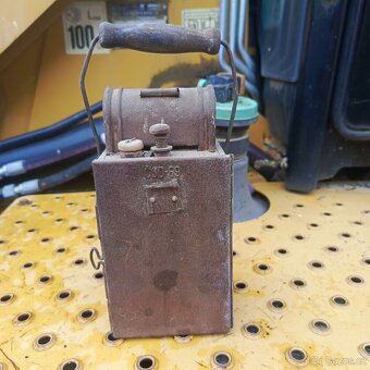 Karbidová drážní lampa - 3