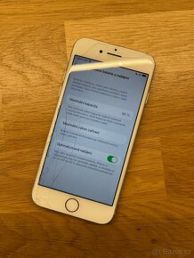 Iphone 8 64GB bílý - 3