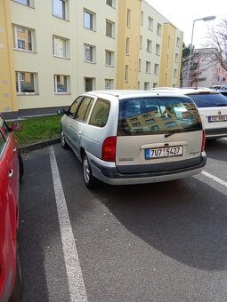 Renault Megané 1.6 16v Grandtour - 3