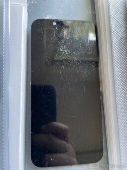 Displeje pro iPhony - 3