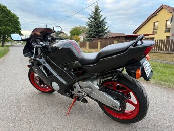 Honda CBR 600F - 3