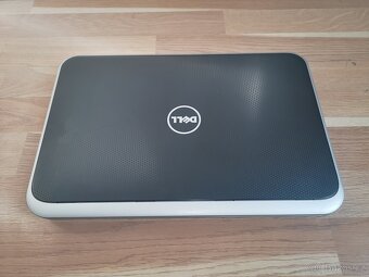 Čtyřjádrový notebook Dell Inspiron 7520 - 3
