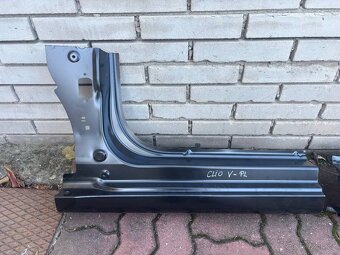 Zadní levý blatník a práh Renault Clio V/5 - 3