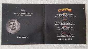 Yzomandias 450/700 s podpisem - 3