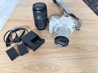 Canon EOS 200D - 3