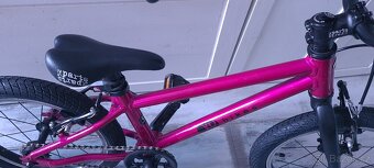 Dětské kolo Kubikes 16 výborný stav - 3