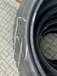 Zimní pneu Continental 275.40.22 - 3
