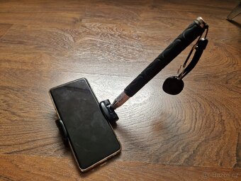 Selfie tyč Layer – Smart Phone Monopod s Bluetooth ovladačem - 3
