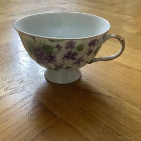 Porcelánová sada JT limited edition fialky – dárkový box - 3