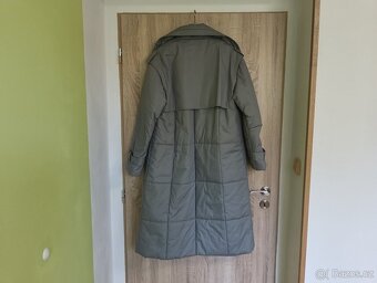 ŠEDÝ DÁMSKÝ ZIMNÍ KABÁT - 3