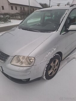 Volksvagen Touran - 3