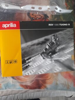 Aprilia tuono 1000r - 3