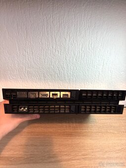 Playstation 4, 500gb + ovladač - 3