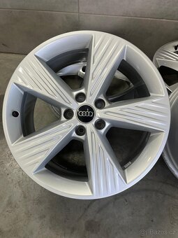 ORIGINÁLNÍ ALU SADA E-TRON R19 - 3