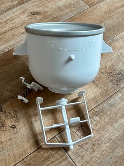 KitchenAidmísa na přípravu zmrzliny - 3