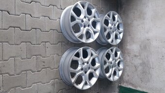 Prodám orig.alu Kia 7 j x 18 et 54 - 3