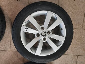 ŠKODA - sada kol s pneu - 185/55 R15 5,5Jx15H2 ET 41 - 3