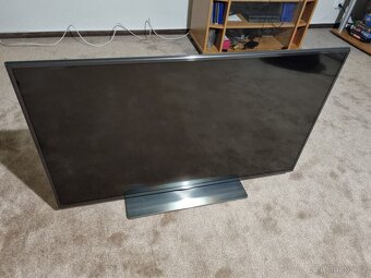 LG TV 42" 42LF652V - 3