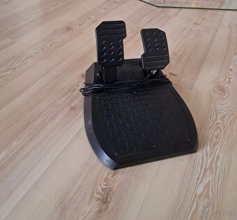 Herní volant na PC a PS3 - Ferrari racing wheel thrustmaster - 3