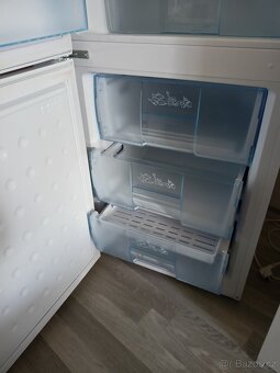 Lednice Beko CSA31021 - 3