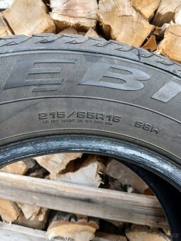 Pneu 215 65 r16 - 3