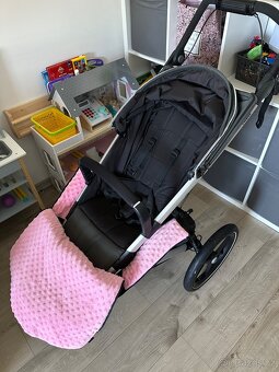 Thule urban glide 2 s prislusenstvim - 3