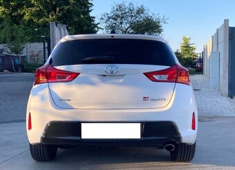 Toyota Auris 1.6 benzín 97 kW - 3