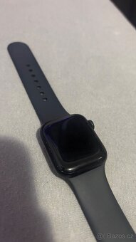 apple watch se 40mm - 3