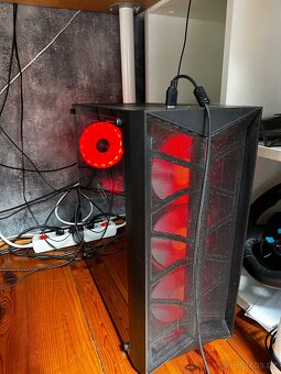 Herní PC Set-up - 3