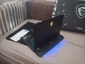 MSI Titan GT77HX 13VH - 3