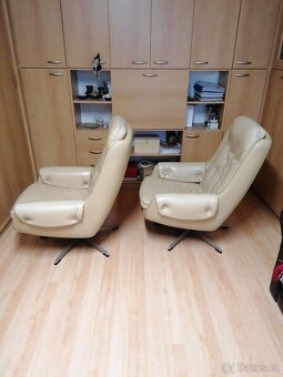 KOŽENÁ KŘESLA-PRAVÁ KŮŽE, OTOČNÁ, HOUPACÍ 3500KČ/KS - 3