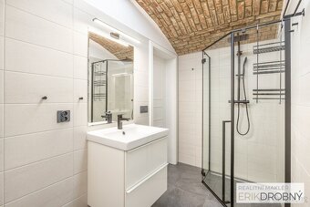 Pronájem komerčních prostor, 44 m2, Pardubice – Jindřišská. - 3