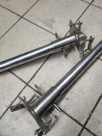 Prodám kolečka na gumový člun. - 3