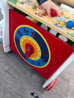 Dřevěné interaktivní chodítko - 3