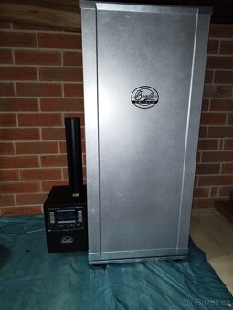 Elektrická udírna Bradley 6 - 3