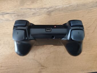 Neoriginální ovladač pro PS3 - 3