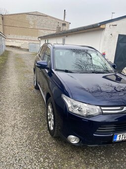 Mitsubishi Outlander 3 2,2 Di-D, 4x4,2014, 7 míst SUV - 3