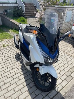 Honda Forza 125 - 3