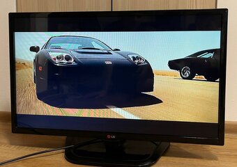 Prodam televize LG 32"(82cm) - 3