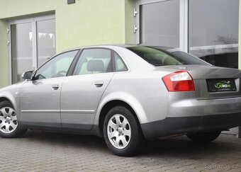 Audi A4 1.9TDi 74kW BOSE AUT. A/C - 3