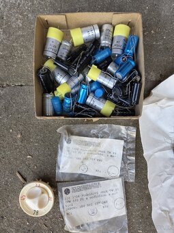 Elektro/Tesla/Odpory/Konvolut/Levně - 3
