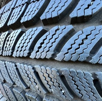185/60 R15 84T zimní pneu Sava (3323) - 3