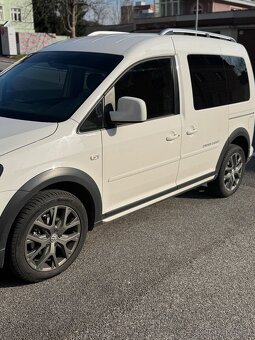VW Caddy Cross - 3