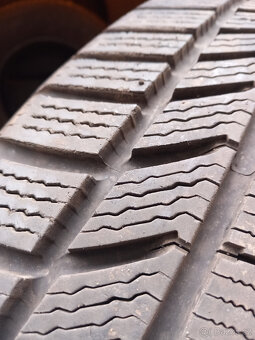 235/55R19 ZÁNOVNÍ SADA ZIMNÍCH GUM - 3